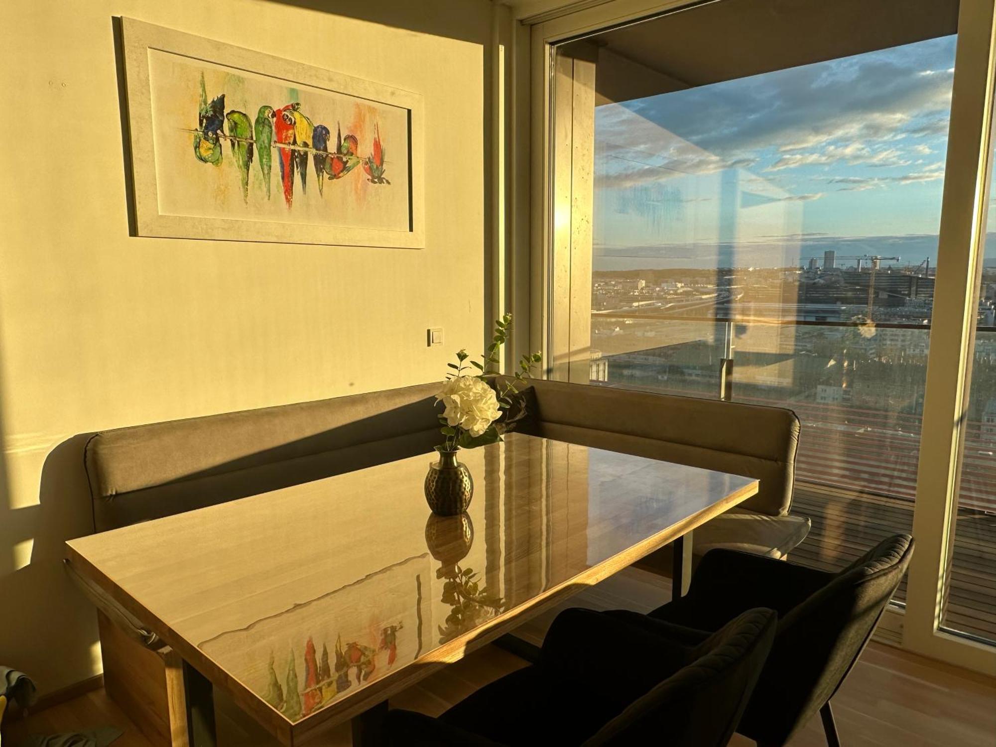 Panorama Sky Apartment I Rooftop Pool I Metro Station ウィーン エクステリア 写真